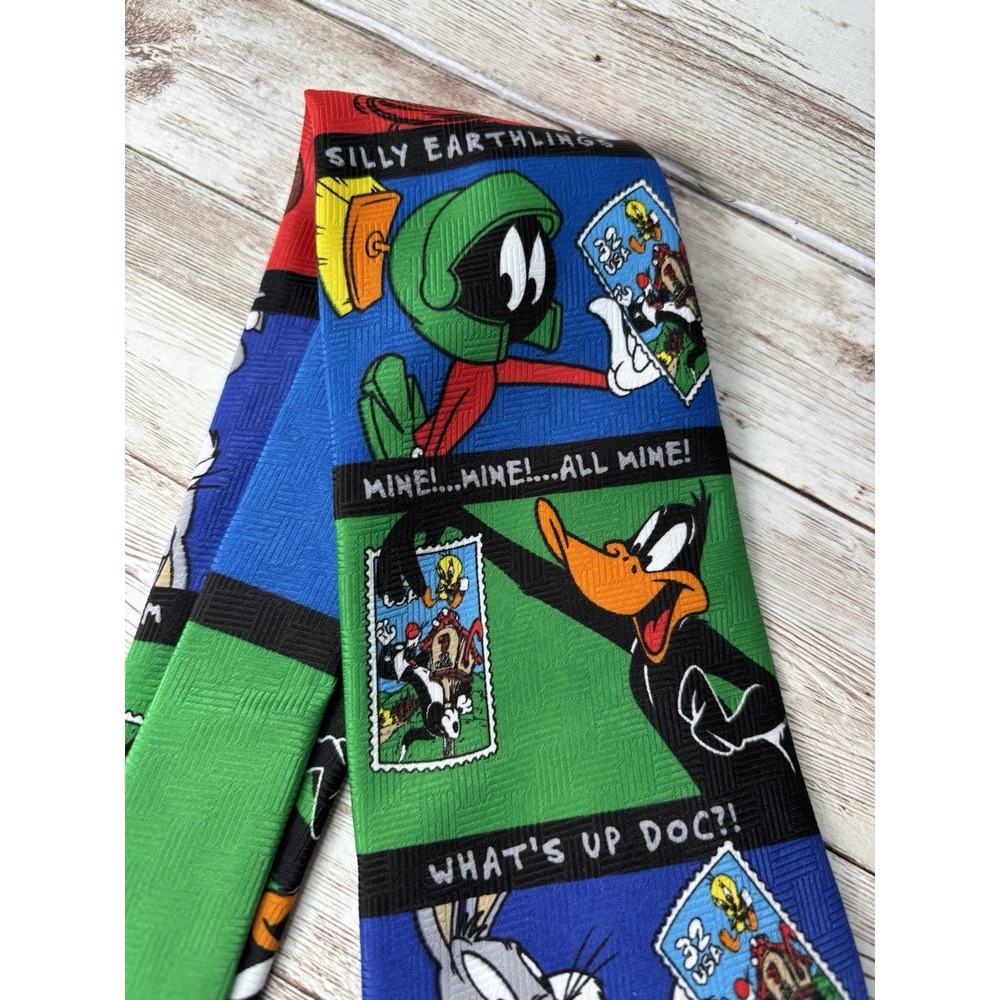 Vintage 1997 Looney Tunes Stamp Collection Men's Neck Tie - Picture 4 of 6